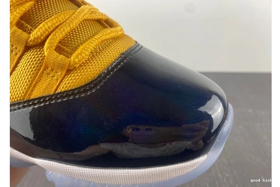 Jordan Air yellow 11 AJ11 and black 0331